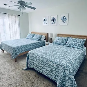 Cozy Walking Distance From With Private Patio Ocean City